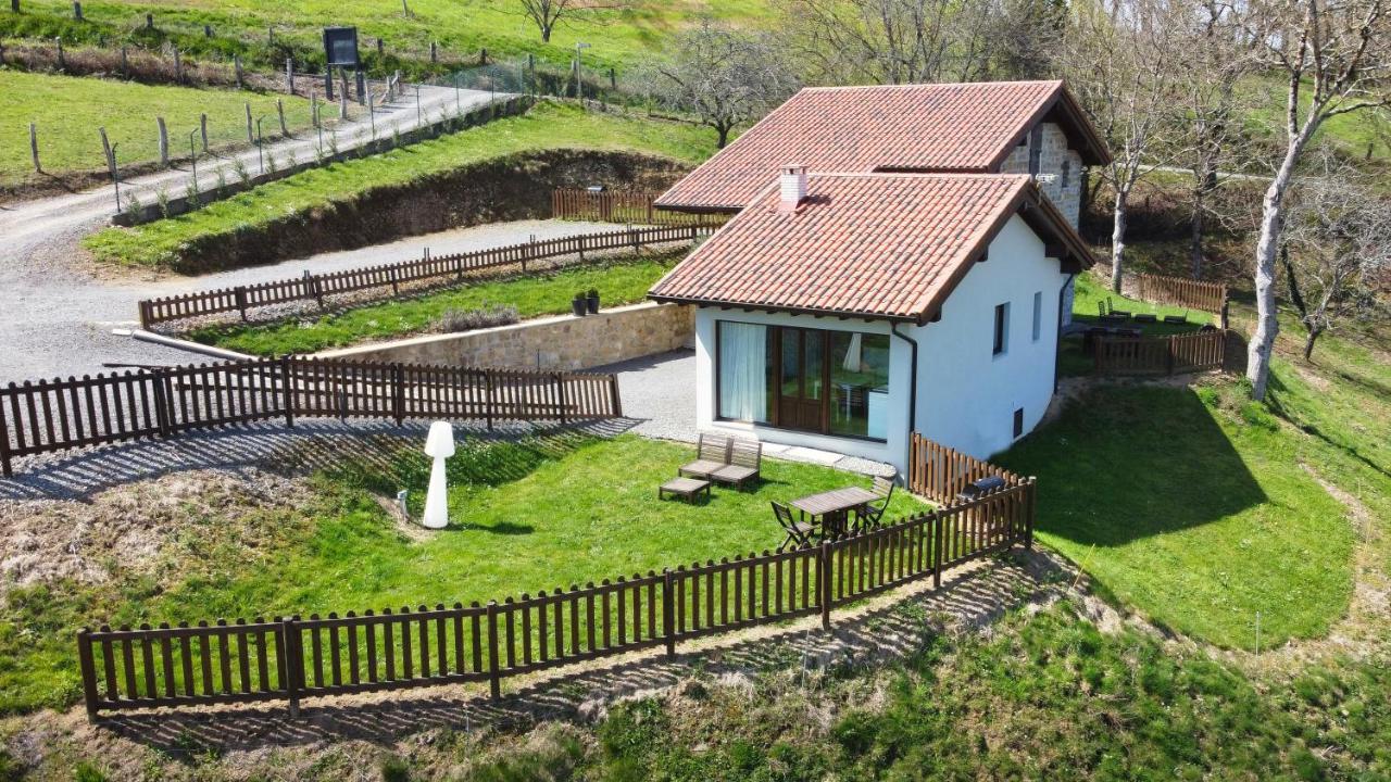Finca La Caseria Apartamentos Cangas de Onis Ngoại thất bức ảnh